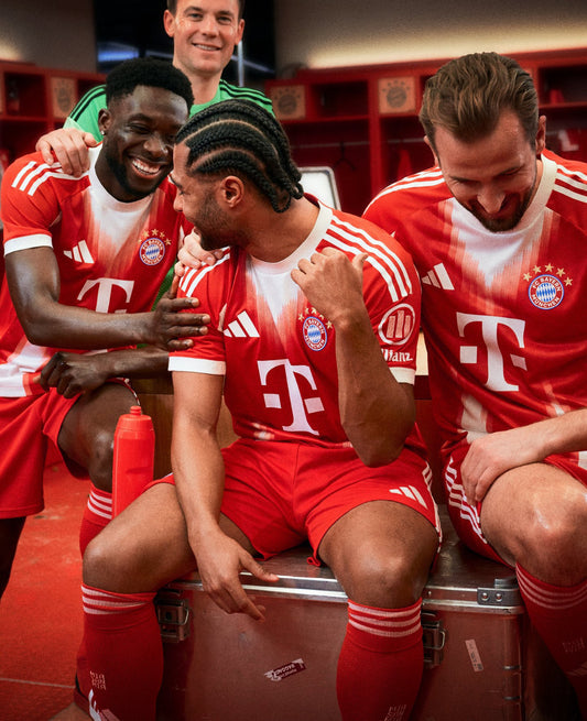 Bayern Munich 25/26 Home Jersey – Fan Edition