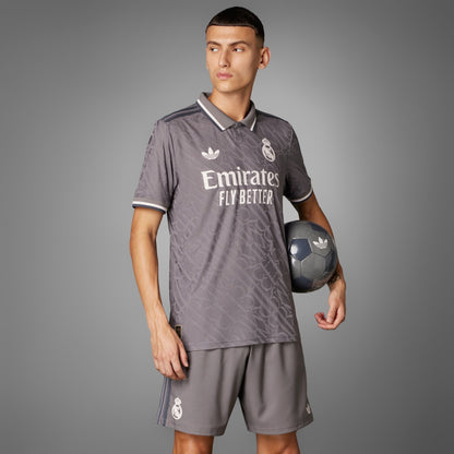 Real Madrid 24/25 Third Jersey (Black) – Fan Edition