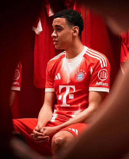 Bayern Munich 25/26 Home Jersey – Fan Edition