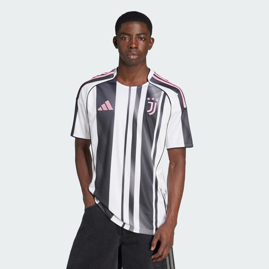 Juventus 25/26 Home Jersey – Player Edition